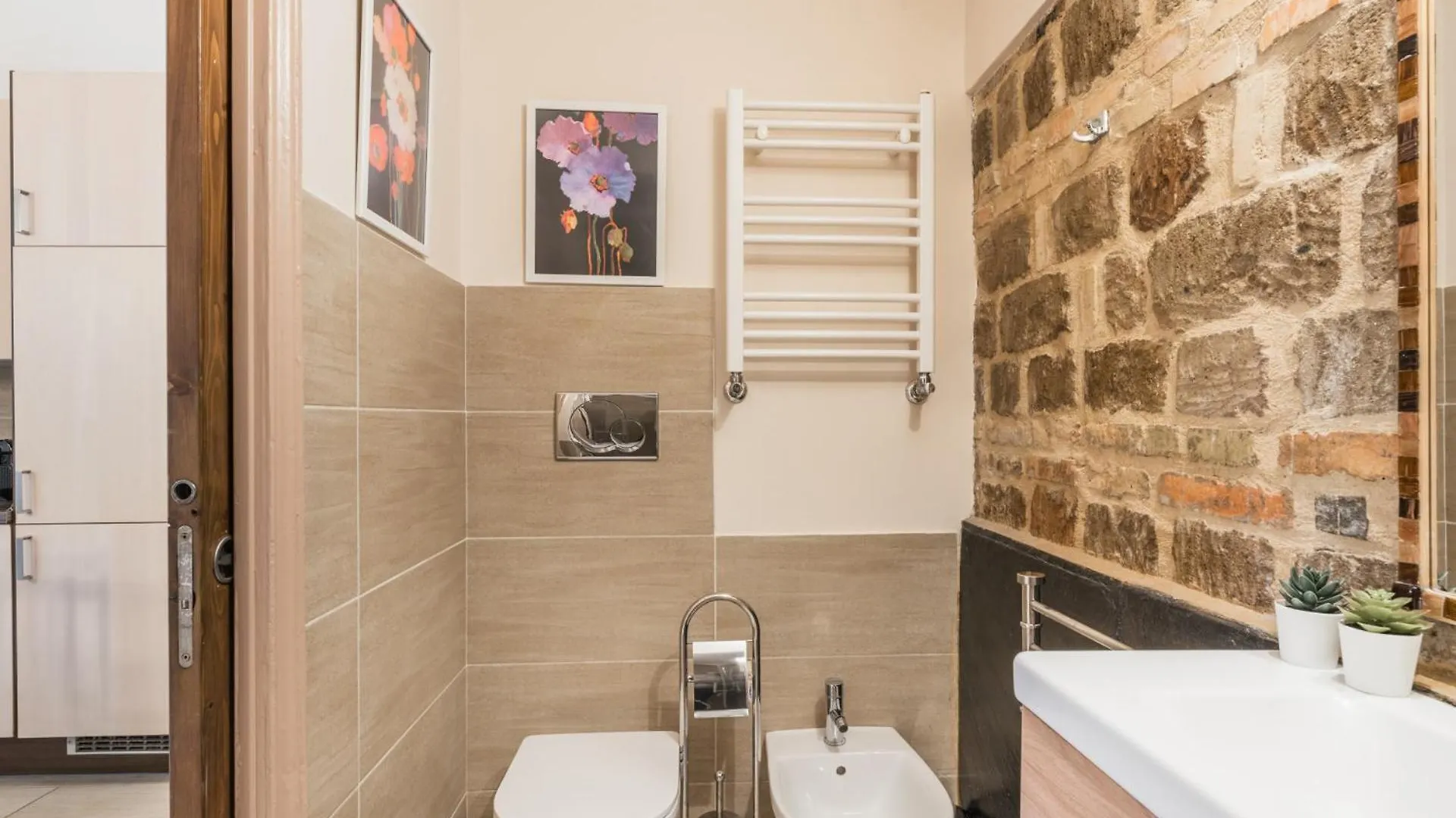 The Best Rent - Two-Bedroom Apartment Near Fori Imperiali Rome