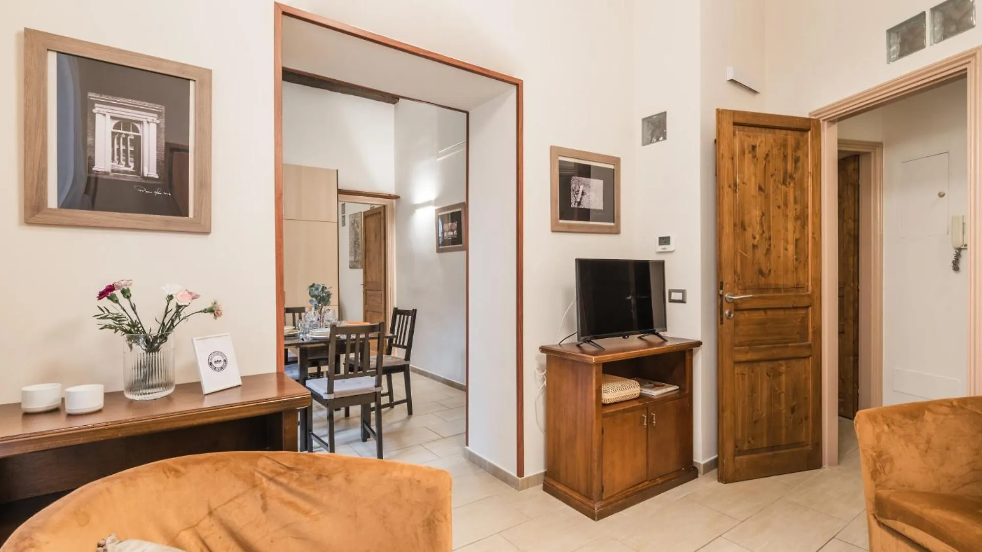 The Best Rent - Two-Bedroom Apartment Near Fori Imperiali Rome
