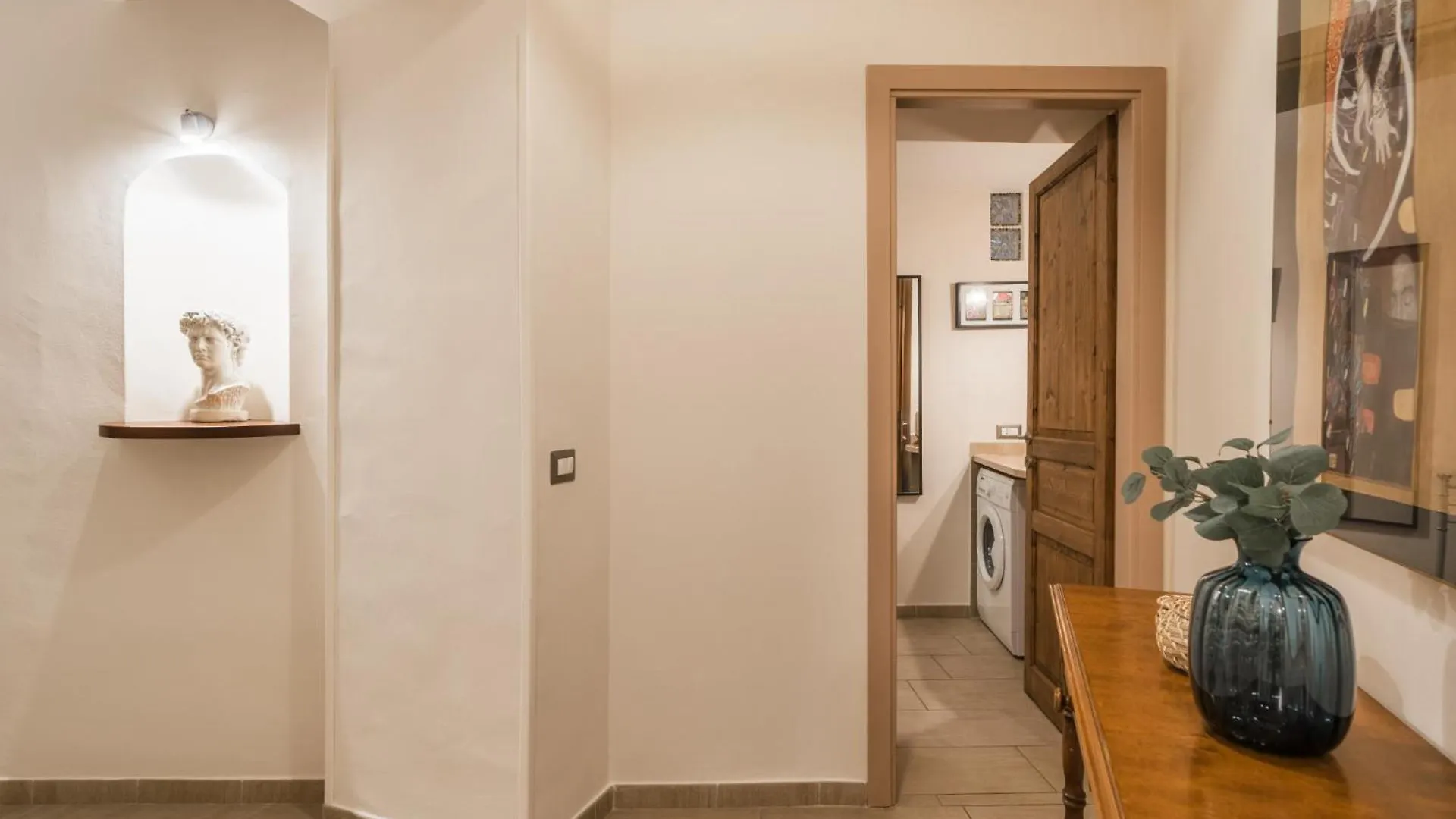 The Best Rent - Two-Bedroom Apartment Near Fori Imperiali Rome